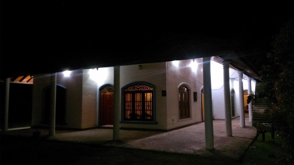 Methira Villa Aluthgama Luaran gambar