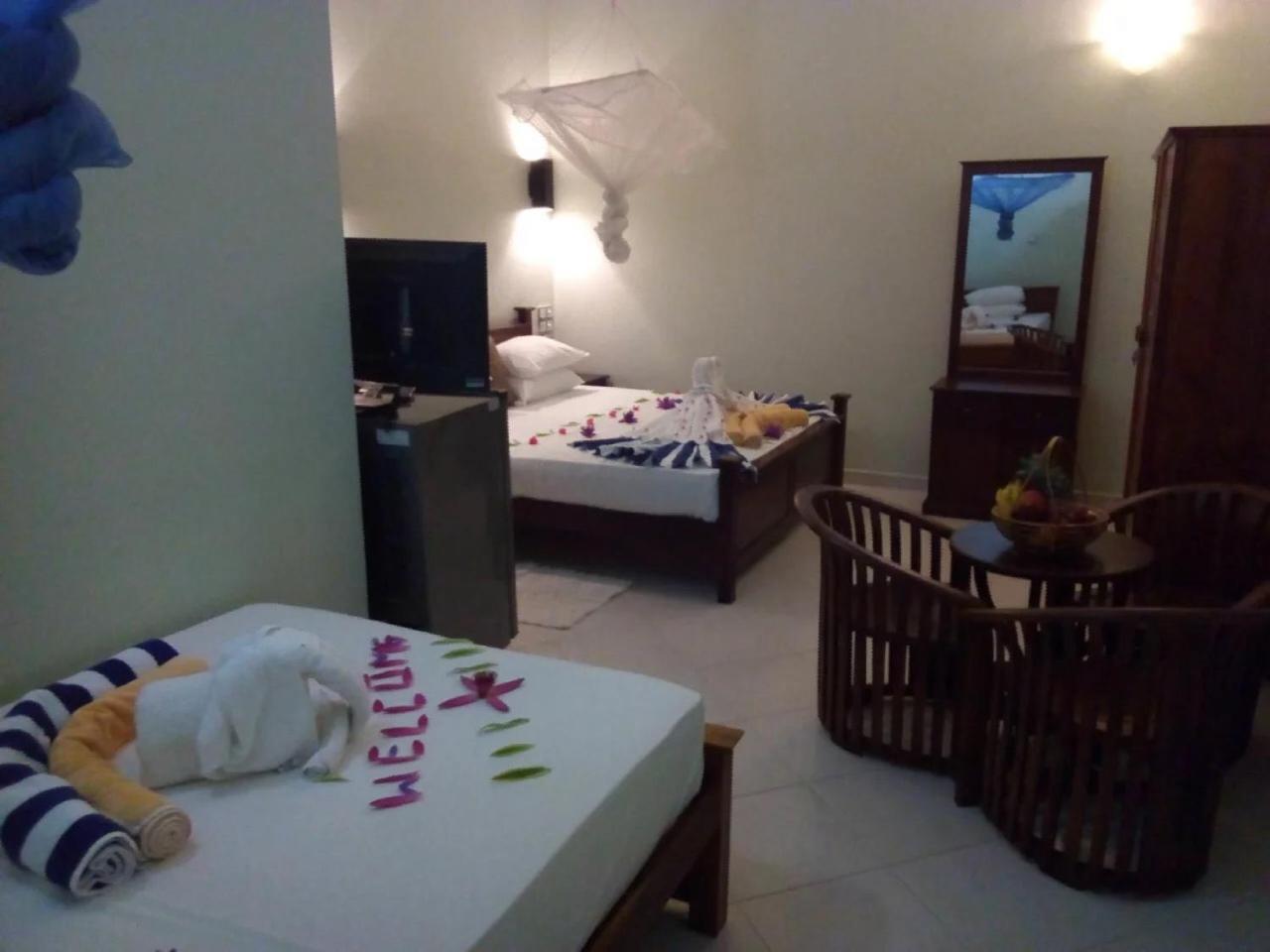Methira Villa Aluthgama Luaran gambar